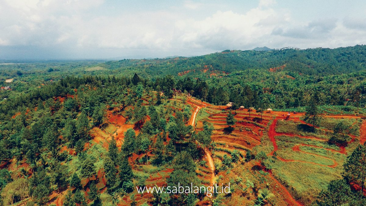 Ada lokasi wisata desa menarik disebelah kampung, namanya Bukit Watu Sodong, Glempang, cari di google maps ada. | <a href="/budhihermanto/">Budhi Hermanto</a>