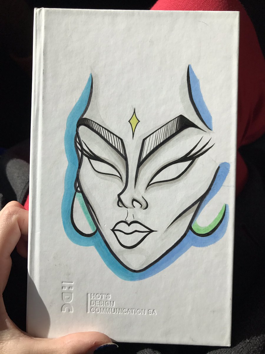 mamanoirjean's tweet photo. Un peu trop contente de m'être enfin acheté un cahier de dessin ✨✨ hiji https://t.co/WlbMaomRcs