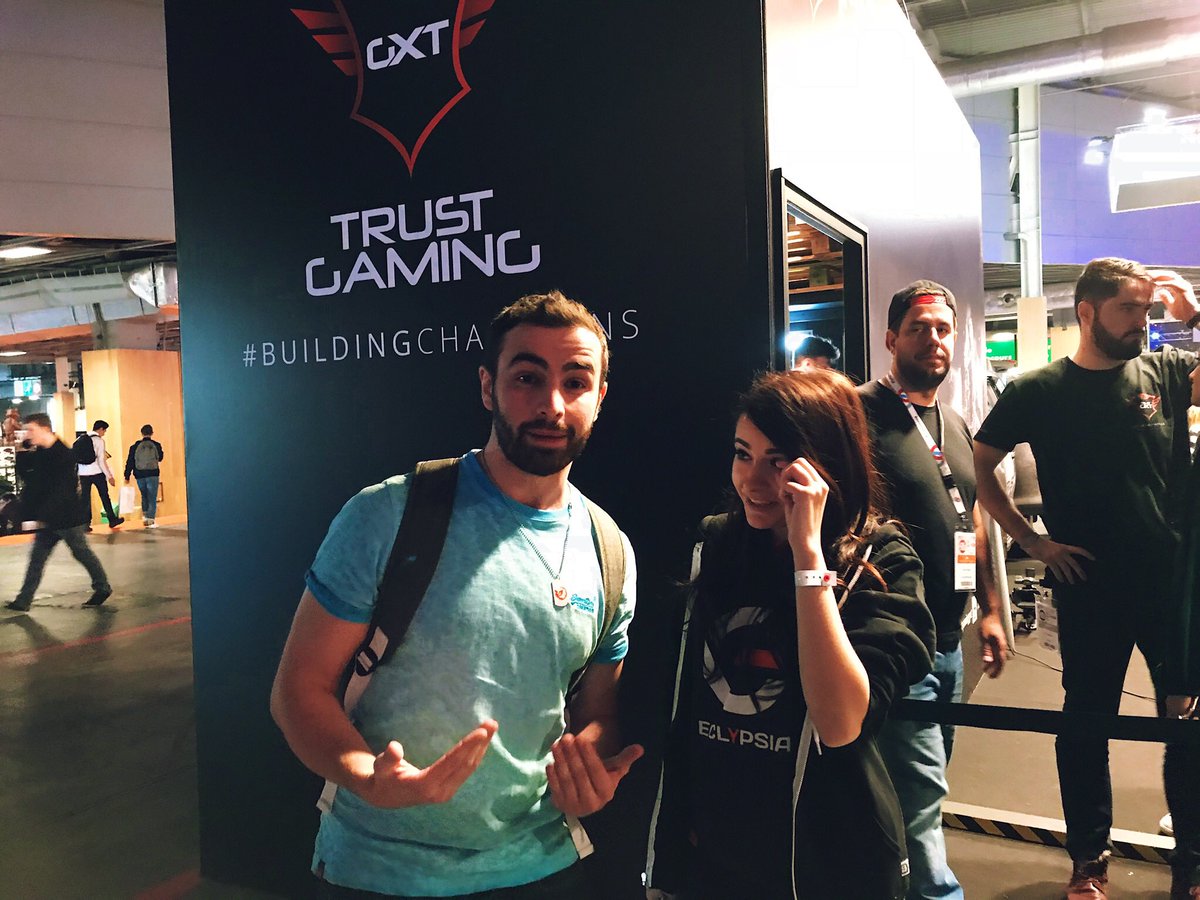 majoragv's tweet photo. @EC_kalissu Ouiiii 😍😍😍 
(J’avais un superbe GIF mais impossible de l’envoyer sur Twitter 😔) https://t.co/TeMqq2yz3r