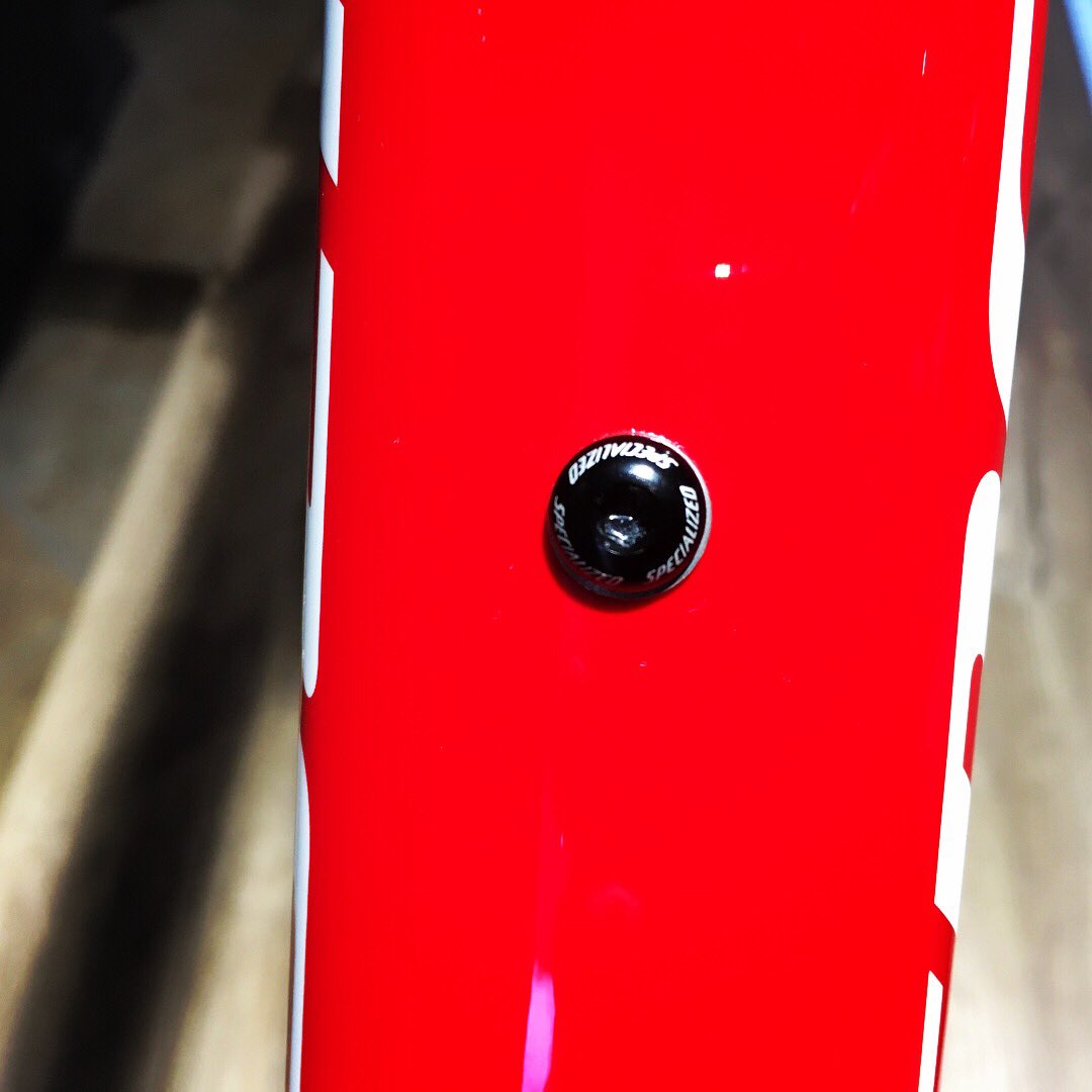 Wat een gave Tarmac Expert. Voor deze gelegenheid uitgerust met een superstrakke set TurnR wielen!
#standaardisnietstandaard #KolkmanZ #TurnR #iamspecialized