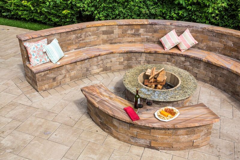CambridgePavers's tweet photo. Gather round for happy hour time!
Find a Cambridge #ProInstaller today: https://t.co/vMe1SWg6Fg https://t.co/pndW8MeL0V