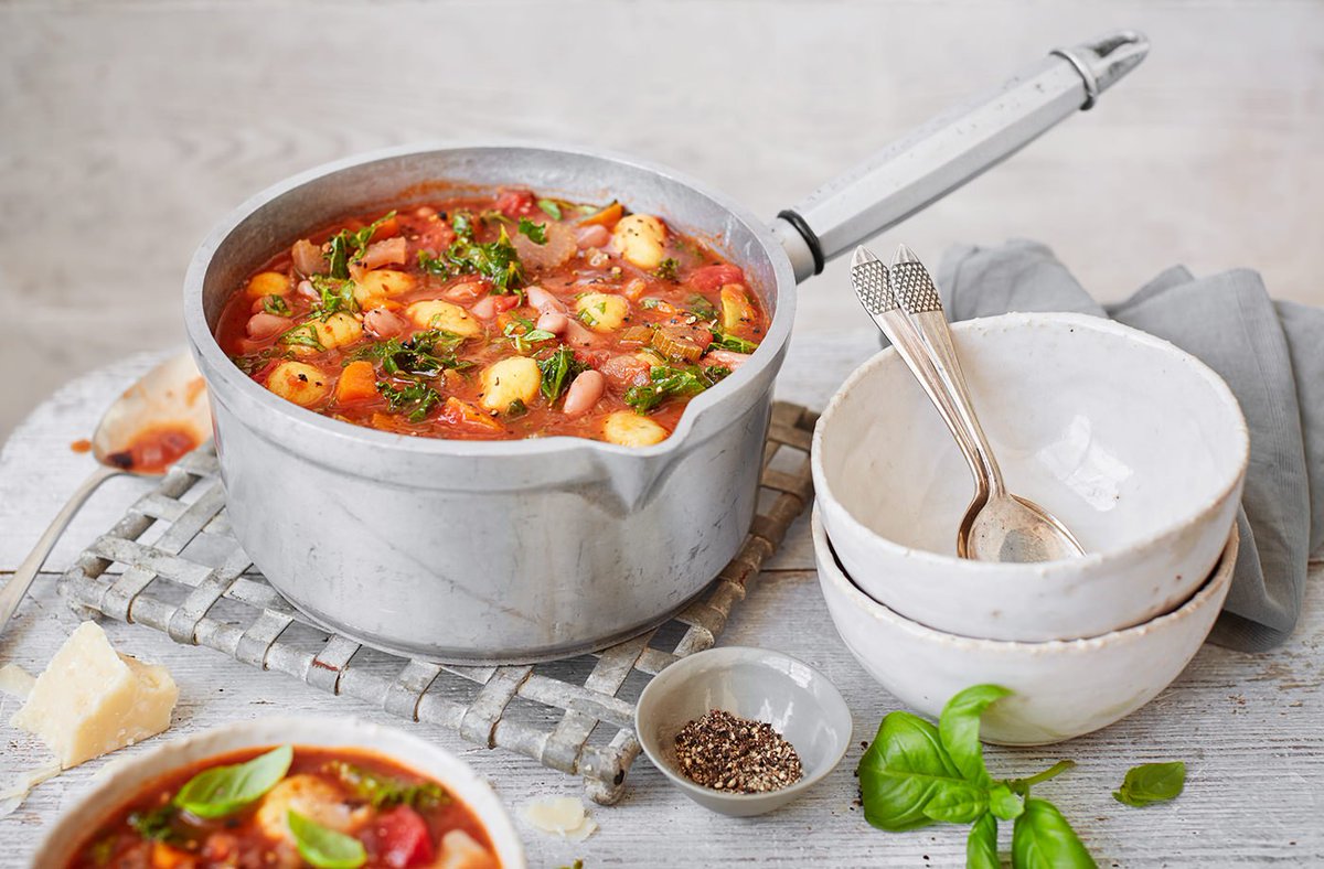 DeliciousBoka's tweet photo. This chunky #minestrone soup with #gnocchi recipe is the perfect #Winter warmer @Tesco https://t.co/YtpF3gmyvn https://t.co/661JolqeM0