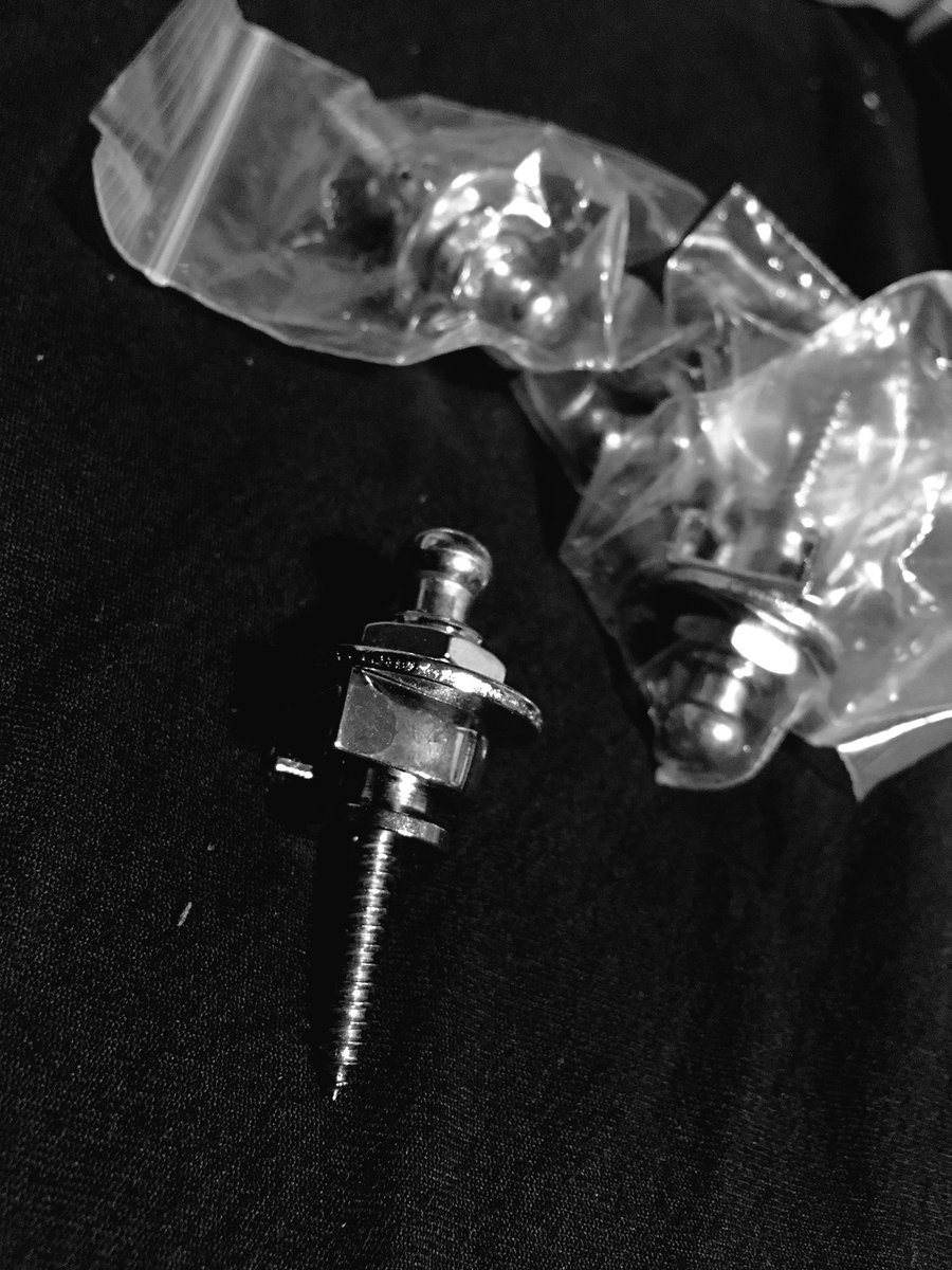 CARAMELage's tweet photo. 四つで600円の中華シャーラー。普通によく出来てる。#SLcustom https://t.co/VSL2XwMTvP