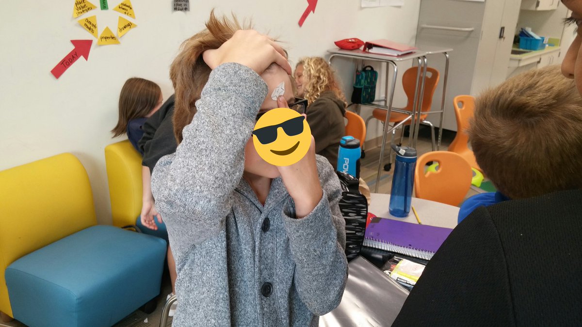 Laura Pomes tweet media