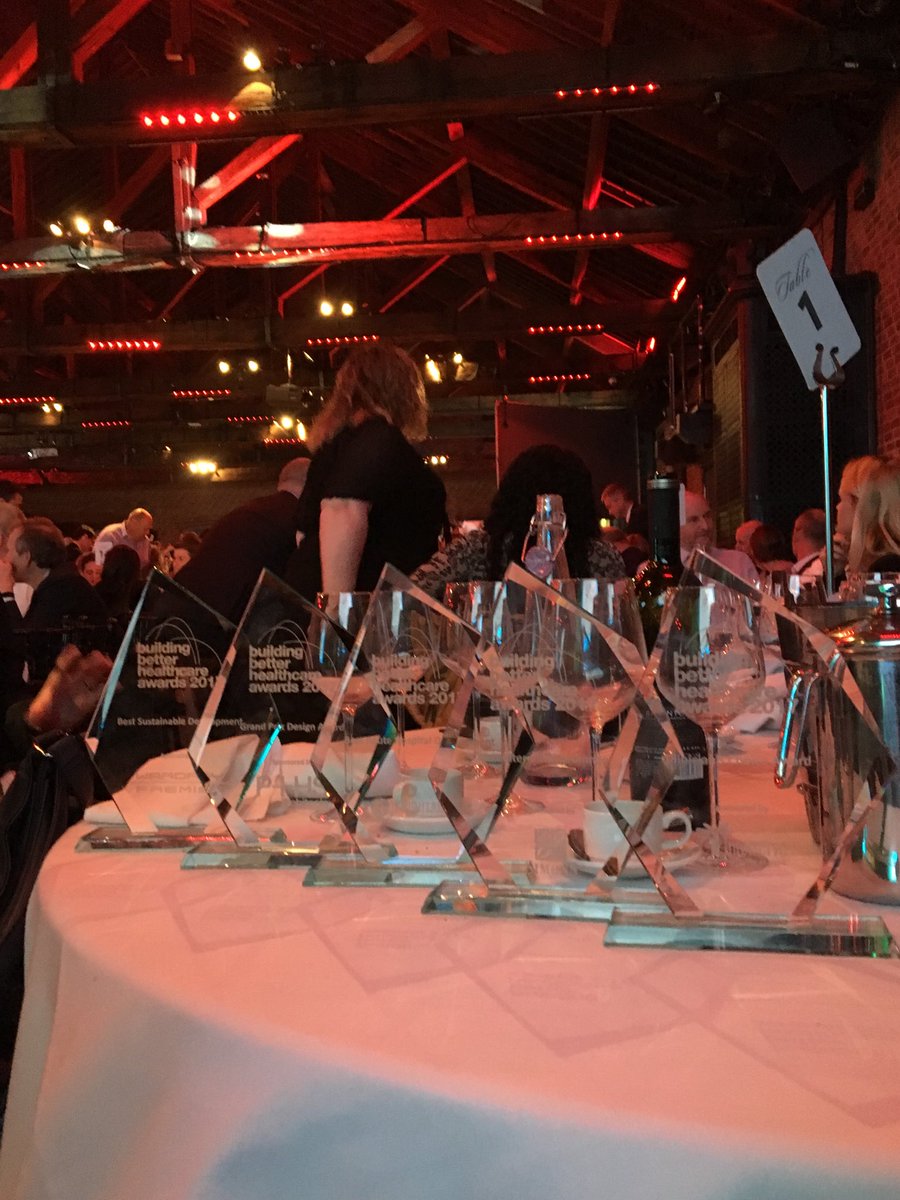 bmusselmann1's tweet photo. Guys Cancer Centre wins 5 categories of the BBH design awards! Amazing!!!! https://t.co/mzEFlGKZwr