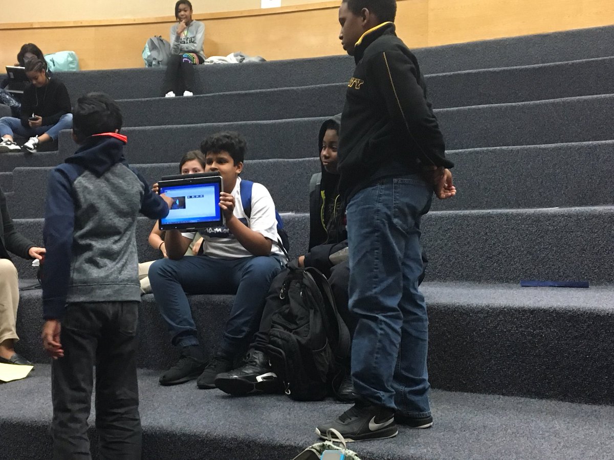 Langston Hughes Middle School tweet media