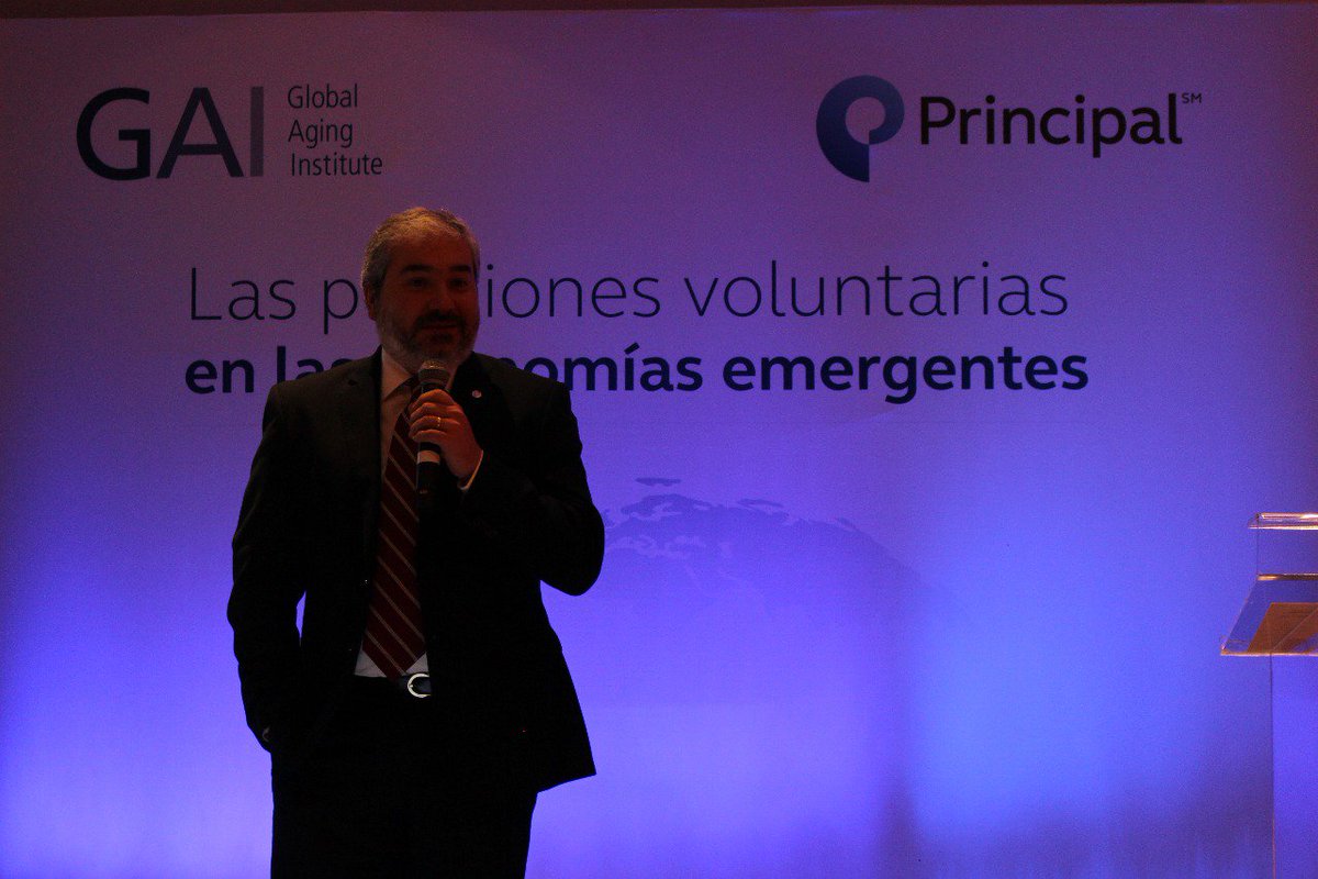 Principal_mx's tweet photo. "Hay que elevar el tema de pensiones a un asunto de interés nacional y crear una Secretaría de Pensiones": @PoloSomohano #ExpertosPrincipal https://t.co/S7XxsFtr29