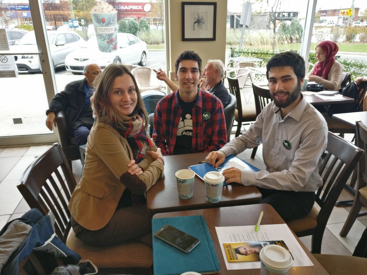 On a rencontré <a href="/JustineMTLMcI/">Justine McIntyre</a> (candidate à la Mairie de Pfds-Rox) en avant-midi, la rencontre était très constructive! :D
Allez voter!