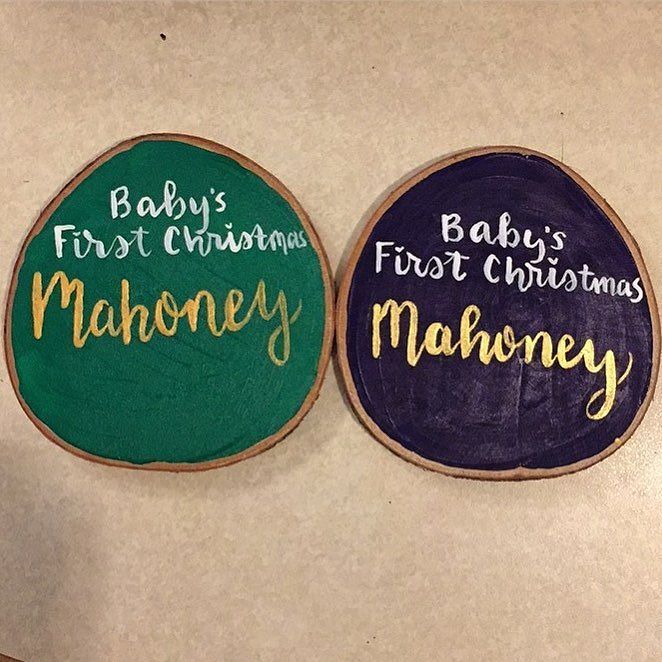 GoBecky's tweet photo. LETTERING TIP: I'm prepping wood slice ornaments for Etsy, Christmas markets, &amp; friends and family of course! I wa… https://t.co/eBH6eB35h7 https://t.co/VXpiuzvZrg