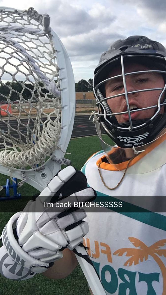 mandaandersonn_'s tweet photo. happy birthday ya crazy duude😯 hope it’s a great one, celly hard ❄️🏀 #blacknuts #calclutterbuck #dyslexia @BetzBetz4 https://t.co/4qmq1zx7zV