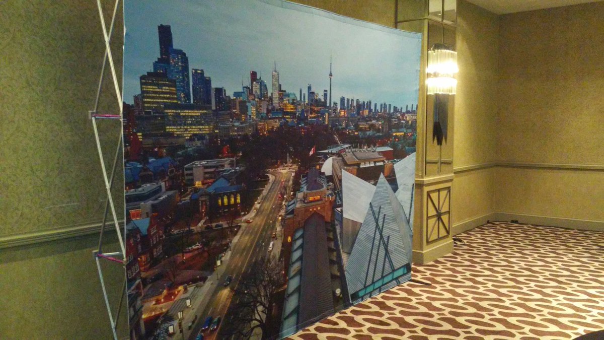 Roof_BarMan's tweet photo. When you can't go to the view, bring the view to you! #Toronto #Skyline #ParkHyattTO https://t.co/XAO8oimVV5