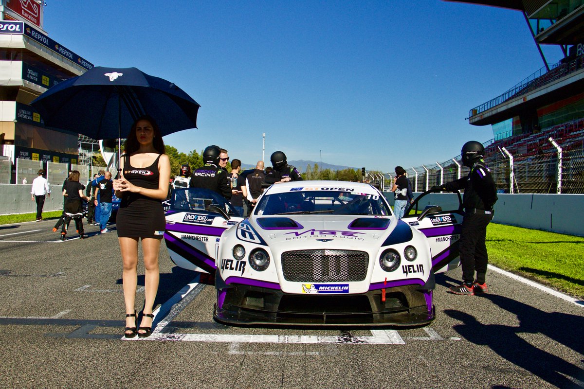 JordanRacing10's tweet photo. Just can't help and admire the front end...

@BentleyRacing have just got the car so right 😎

#BentleyGT3 https://t.co/FnyV7MJ81s