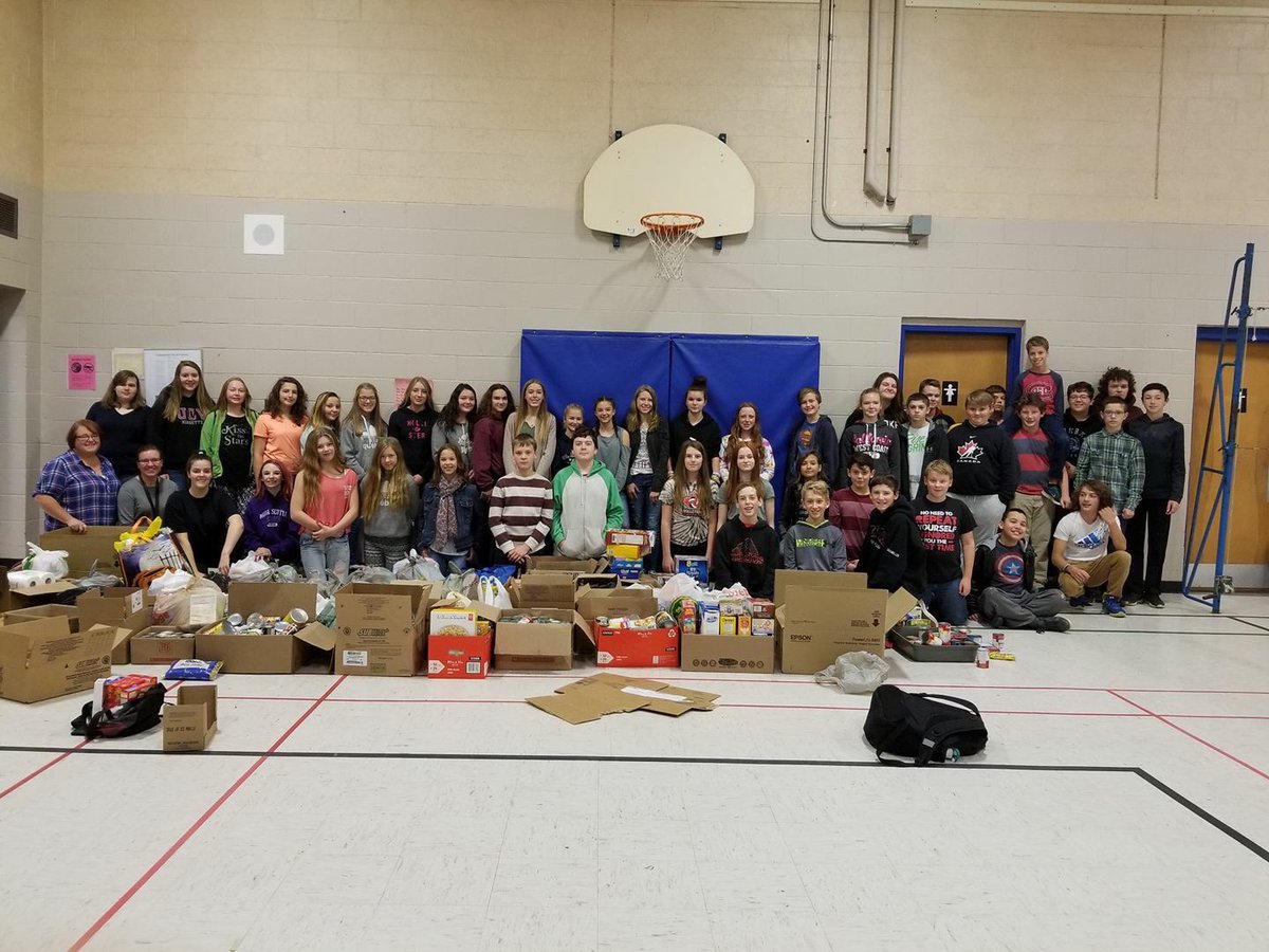 Wow! 1555 food items and $292 donated to the Society of Saint Vincent de Paul Soup Kitchen!! Way to go! #WeScareHunger #RockwoodPride