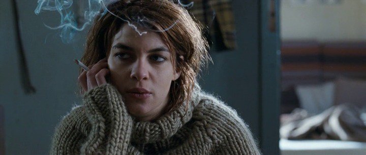 New happy birthday shot What movie is it? 5 min to answer! (5 points) [Natalia Tena, 33] 