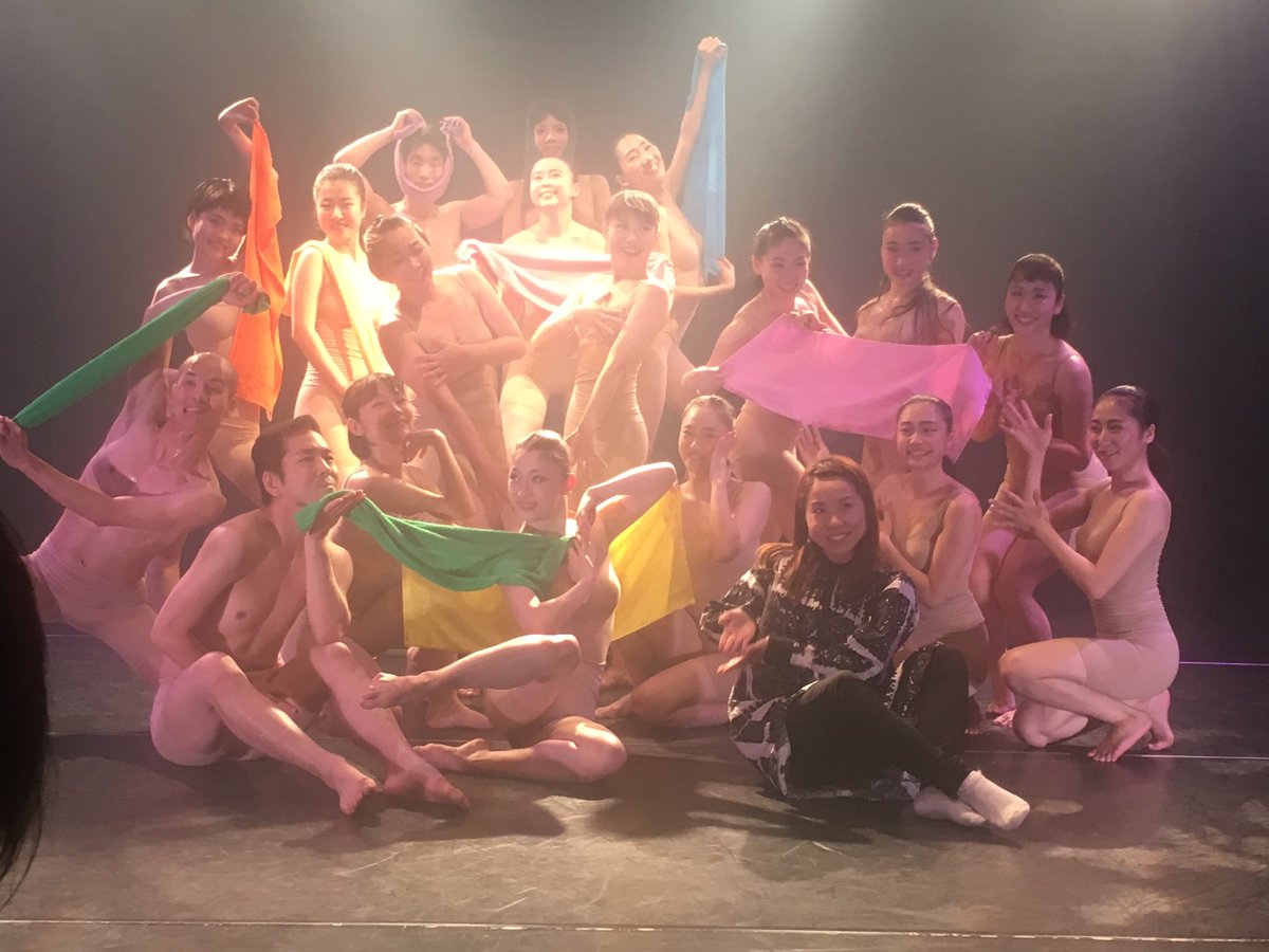 yuuki_sann's tweet photo. 観に行けるエリアでやってるのを知り、ダンス公演観てきました。
衣装が華美ではないうえにステージ近くてダンサーさんの表情がとても良く映えて良かったです。
ごまかしの効かないナマのダンス見たい人にオススメかも
#nuIde https://t.co/GfrSurHKzs