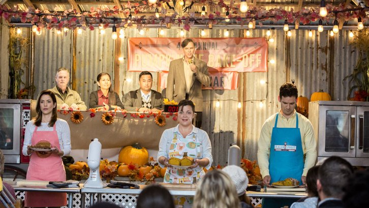 RaminSubzero's tweet image. @julie_gonzalo @MrEricAragon Loved #PumpkinPieWars I wish it had bloopers and I'm waiting for #PumpkinPieWars2🎃😍📺🎭😎😜🤣🤔🤫🤨