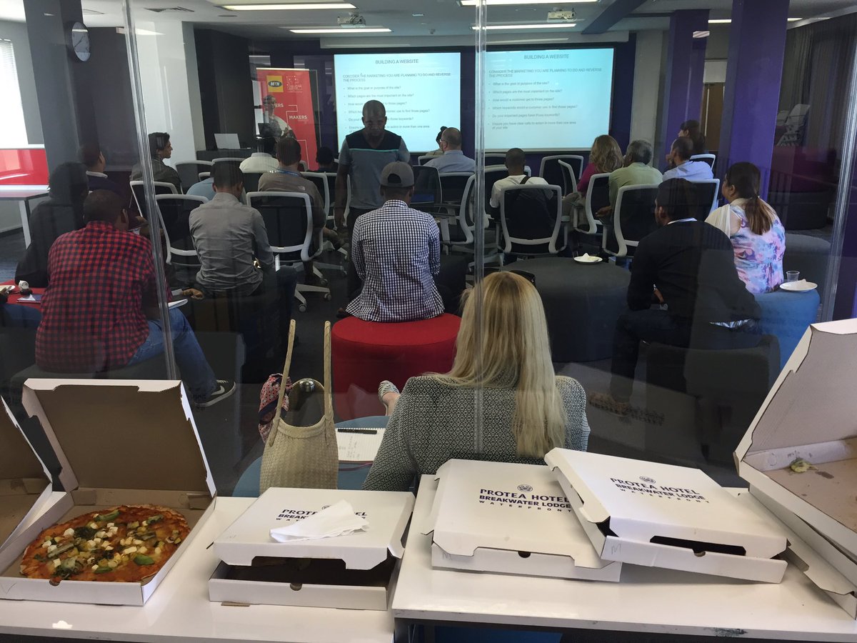 You must be bonkers to miss a <a href="/uctgsbsolutions/">UCT GSB Solution Space</a> learning lunch. Free pizza and knowledge 🍕🤓