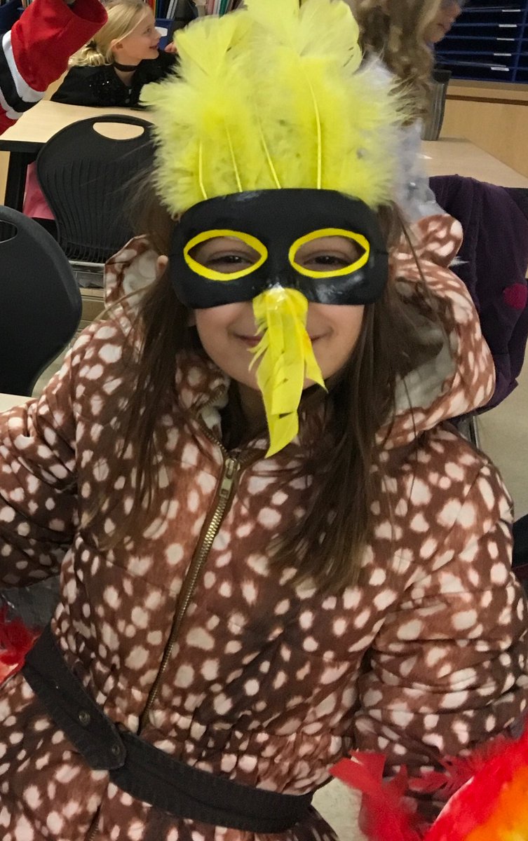 Ms_Ward_'s tweet photo. Halloween! #wardwal109 #wal109 #Engage109 https://t.co/tBZR92Xpaq