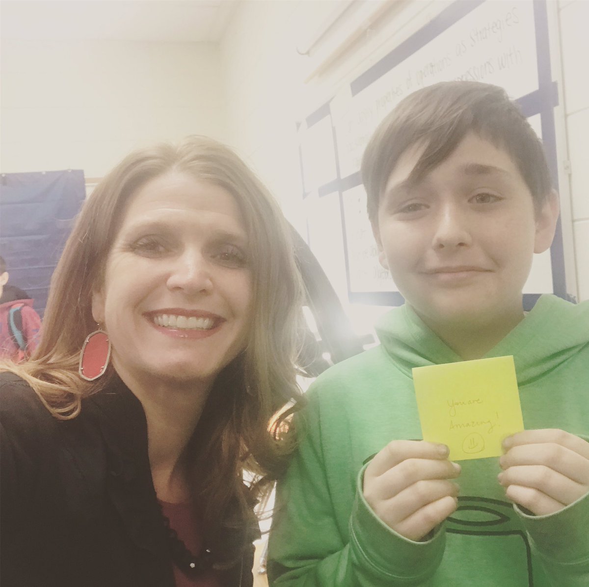 missliz31's tweet photo. My #StickyNoteProject is giving me #AllTheFeels #ProudPrincipal #ProudScholars ❤️☘️❤️ #BeBCMS @BryanCountyMS https://t.co/SGvWwjVfwR