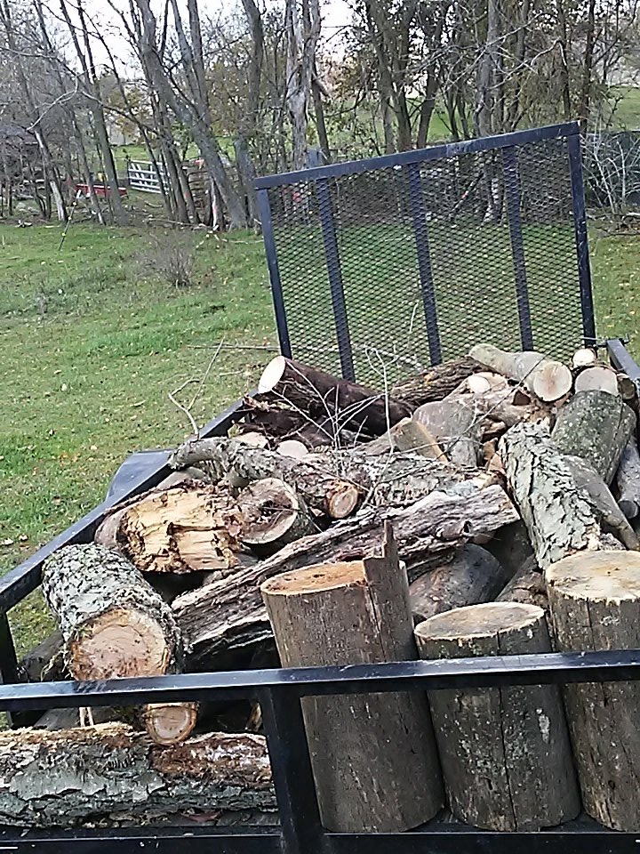 Mrs_TxWolf's tweet photo. Getting ready for winter! #woodburningstove #naturalheat https://t.co/Kf9lVMlkAx