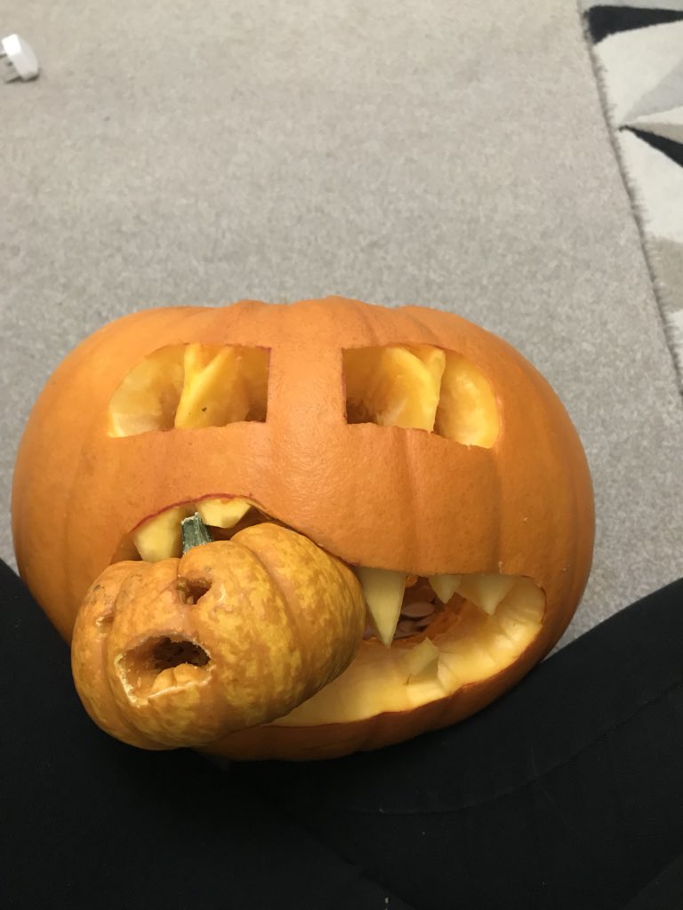 Joolz12p's tweet photo. @MAA_Charity Here’s mine 🎃🎃 https://t.co/lSZpy3lJO1
