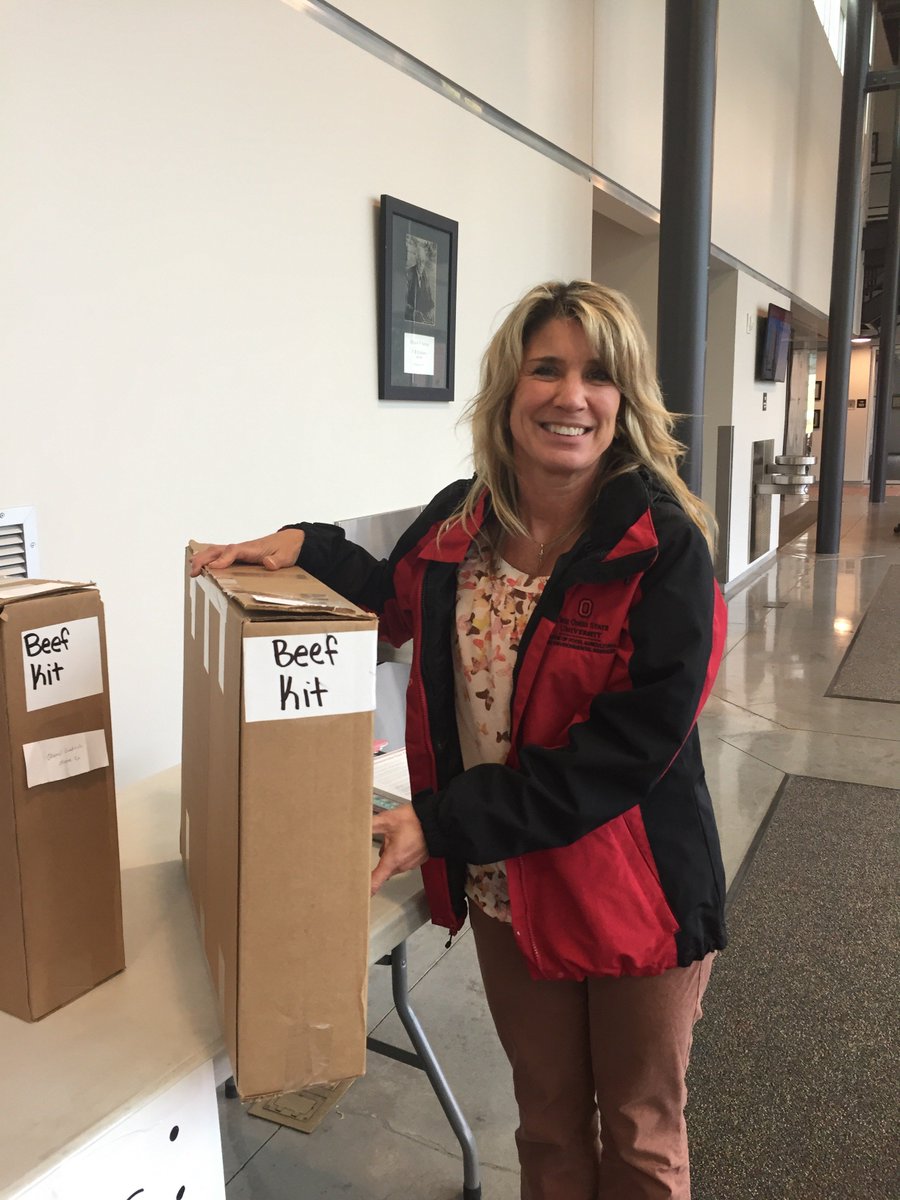 learninglabkits's tweet image. The @ohio4h Professionals' Update went so well last week. We had some very happy winners in the #LearningLabKits giveaway! #4HGrowsHere