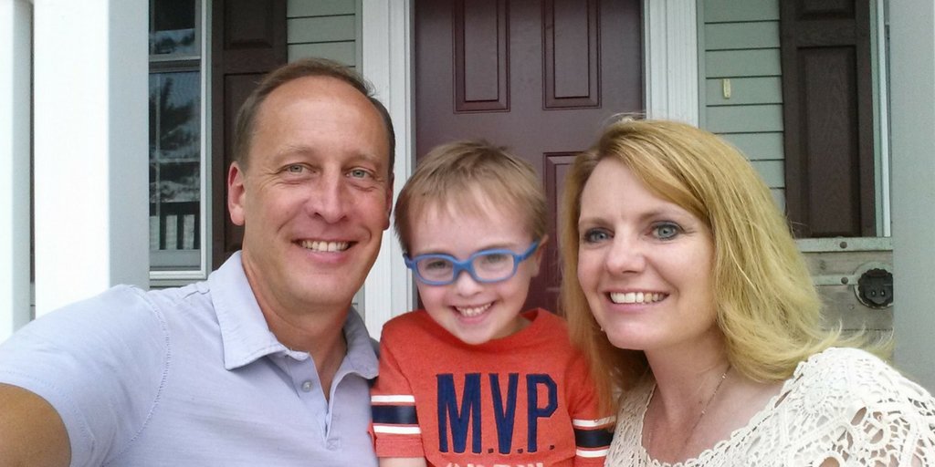 hort4cy's tweet photo. Thanks for following along with my #DownsyndromeAwarenessMonth posts in October. We didn't plan or choose to have 2 children with #Downysndrome. It's not bad that we do, just different. Every family is distinctive. Sometimes it takes time to embrace that uniqueness. π #DSAM2017 https://t.co/H2AQeKosMO