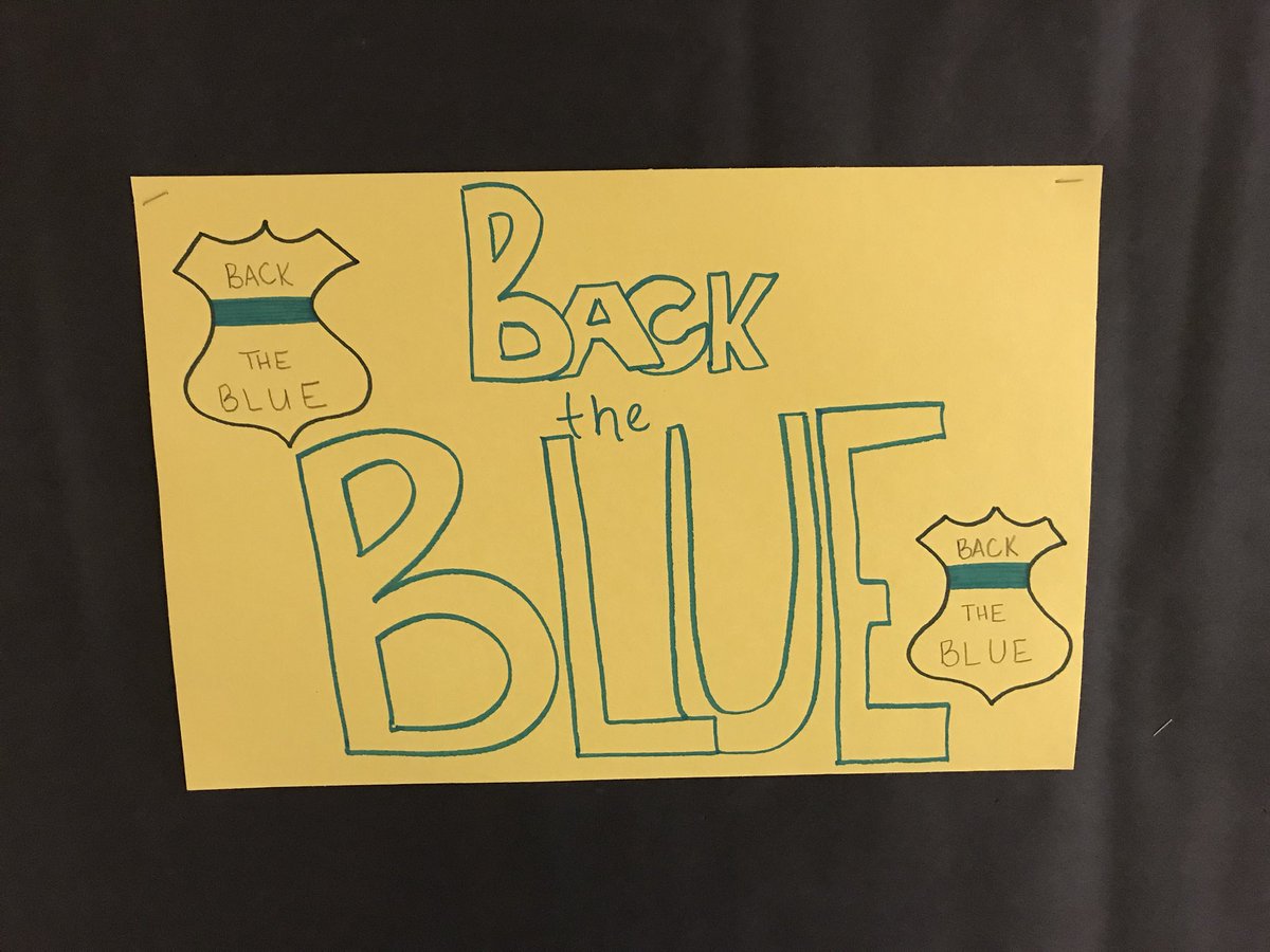 KCS_Roosevelt's tweet photo. We #BacktheBlue and appreciate our friends at @KingsportPD !! Thank you for serving our community!  @KCS_District https://t.co/yFedmt27o6