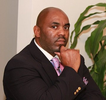 BNHighPoint's tweet photo. Join us November 4th @ 1 p.m. as Jarrod D. Dixon discusses his series "The Traveler's Touch"
#bnhighpoint #authorsigning #authorevents https://t.co/MJowmUYo3B