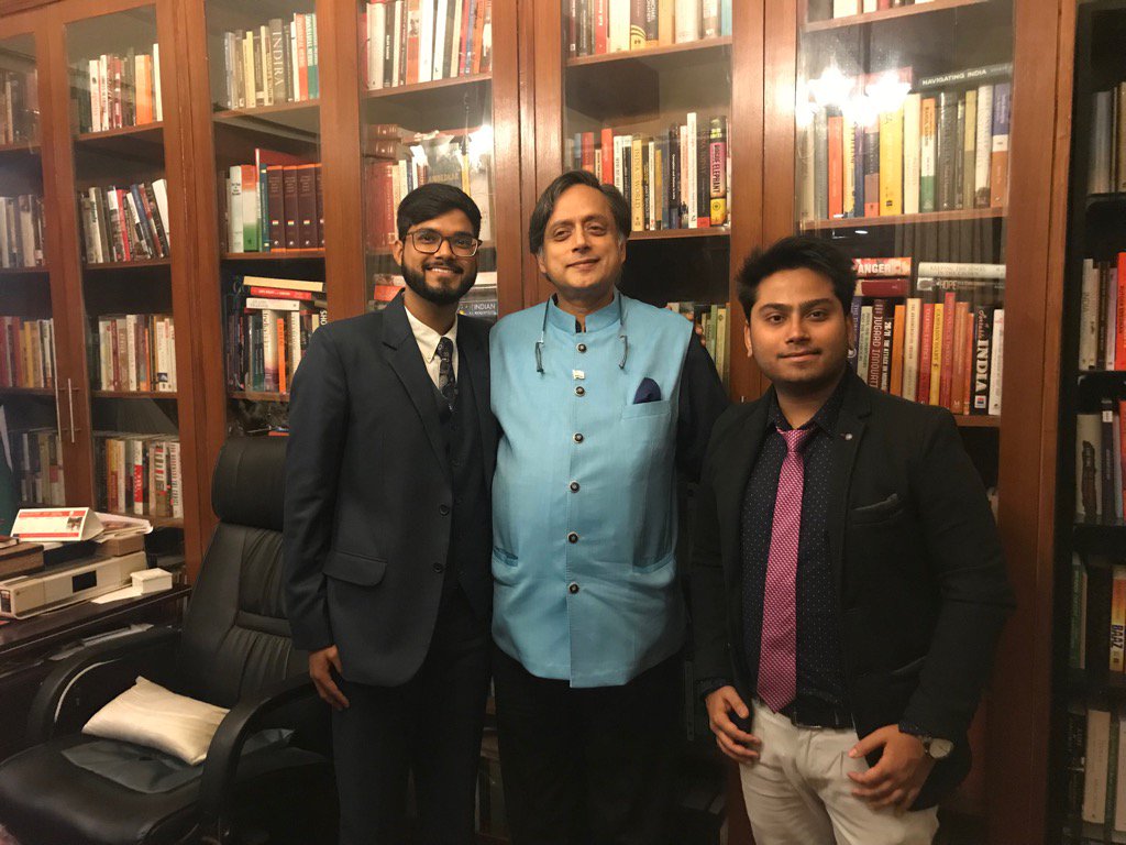 ShashiTharoor's tweet photo. Met Rajat Dhiman &amp;Tarun Gupta of @vevsabooks who are trying to revolutionize the secondhand book business in India https://t.co/0u4vOWbycR