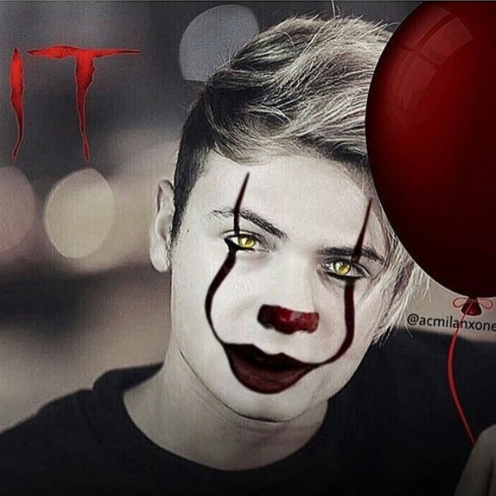 MusicAwardsIT's tweet photo. @fedefederossi passione #IT! Cha avete combinato nella notte di #halloween? https://t.co/GRifjpMYbh