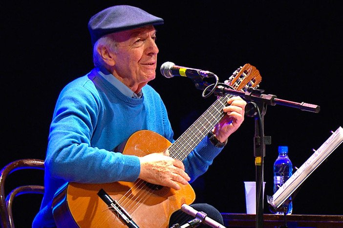 ConElMazoDando's tweet photo. A sus 78 años fallece la voz de la música popular uruguaya, Daniel Viglietti https://t.co/VRPpY9TdXn #31Oct https://t.co/htMHloBTZ8