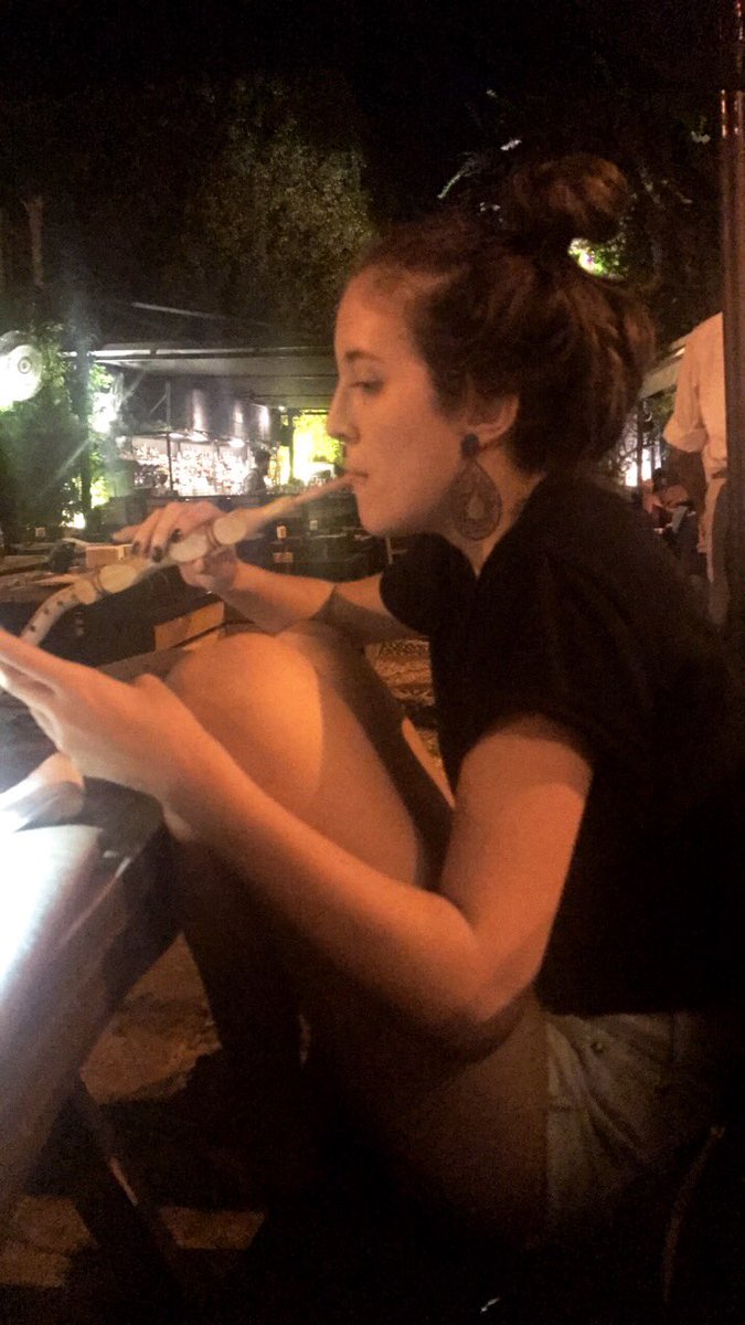 ViGhossain's tweet photo. Olá td bem?
Vcs conhecem esta mujer? 
Ela tem meu coração https://t.co/kArBwyhVVo