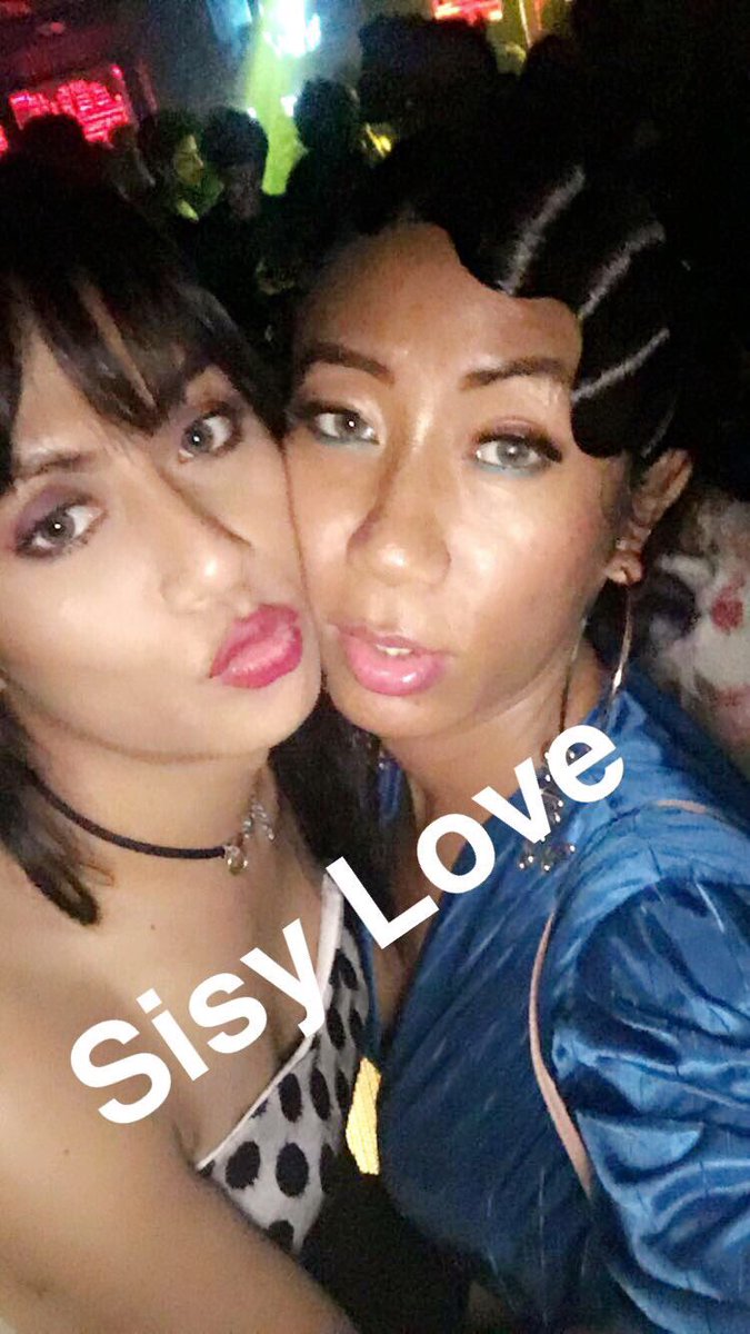 romithokchom20's tweet photo. #aboutyesterday #cloudnyn #halloweennight #party #girls #transqueens #livethelife #whoyou #are #😍💐 https://t.co/keLT5rbjhp