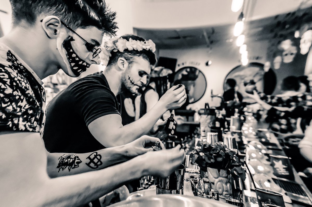 mac_pictures's tweet photo. Some moments of last nights Halloween Tiki Night  🎃👻📸📸@DubBarAcademy #europeanbarenderschool  @VisitDublin @drurybuildings 🍹🍸 https://t.co/oRlFthumNy