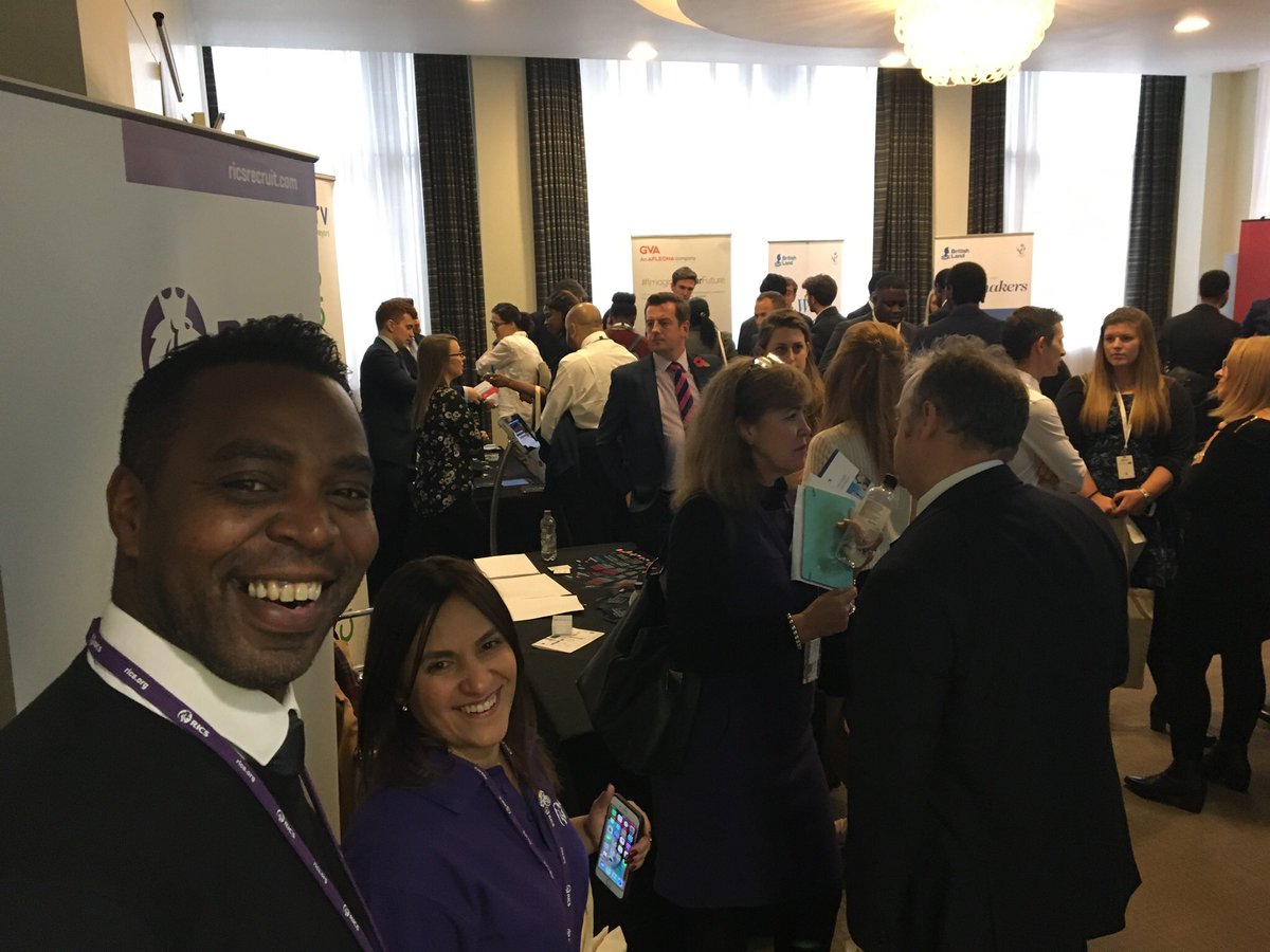amanda_clack's tweet photo. Chatting to future #Surveyors #RICSRecruitLive today @RICSnews : CV workshops to job opportunities #LoveSurveying #nextgen @jmurphyandsons https://t.co/0Y1luClGJH