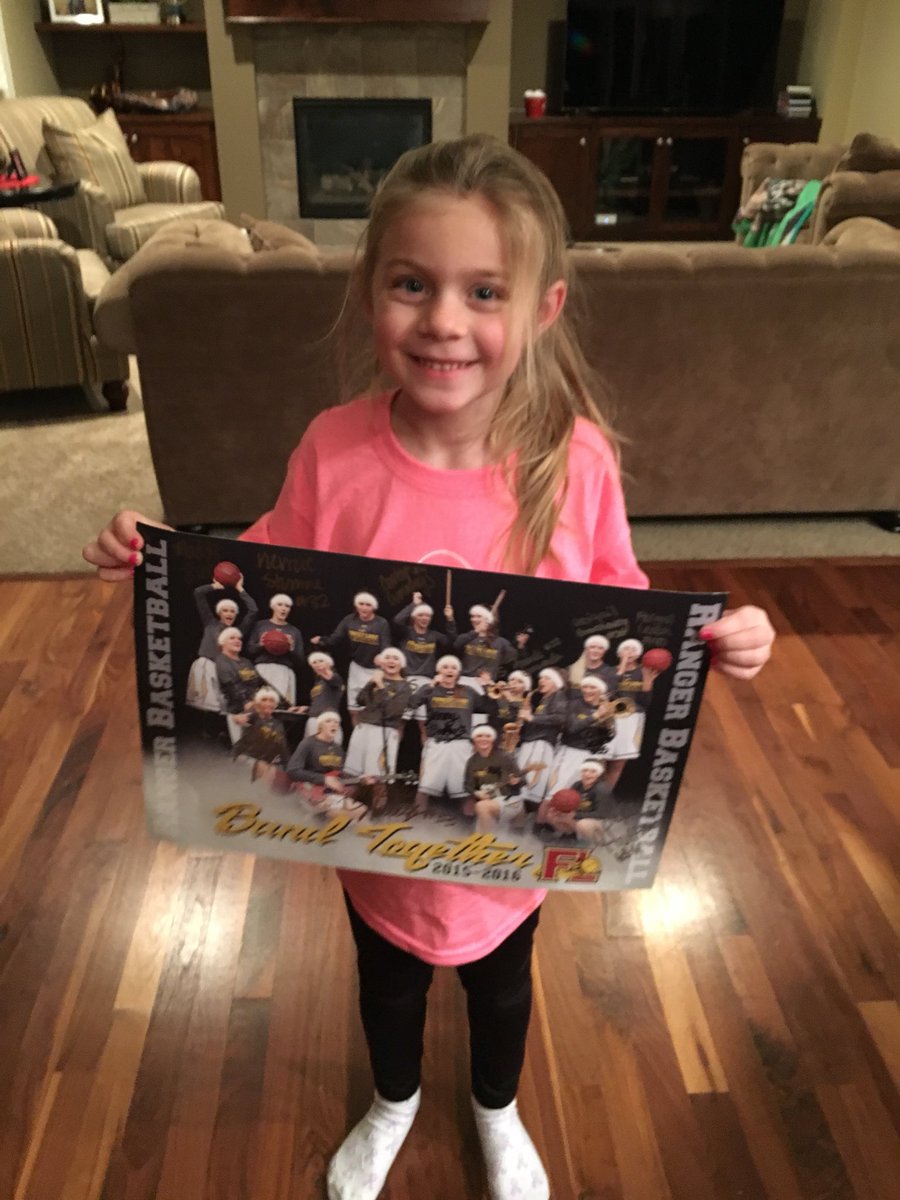 FLGirlsHoops's tweet photo. Day 5 of the #WeAreRangers challenge. Incredibly proud of the positive impact our Rangers have on our youth. #PositiveDifferenceMakers https://t.co/YJfhkhodDe