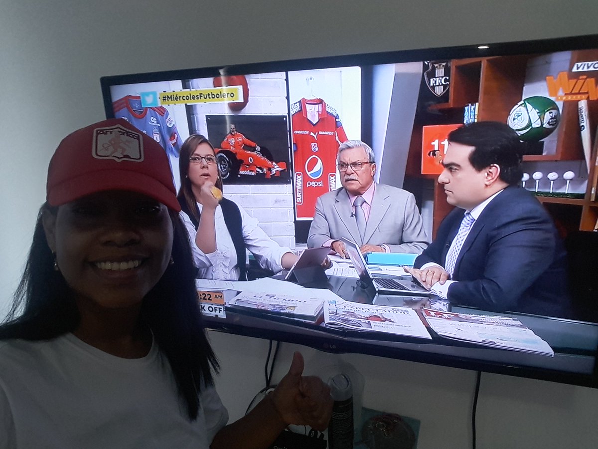 LinaRG4's tweet photo. #MiércolesFutbolero Voy a apoyar a mi mecha del alma gracias a Dios y a ustedes. Donde recojo las boletas. Gracias. https://t.co/f9OLKomnzz
