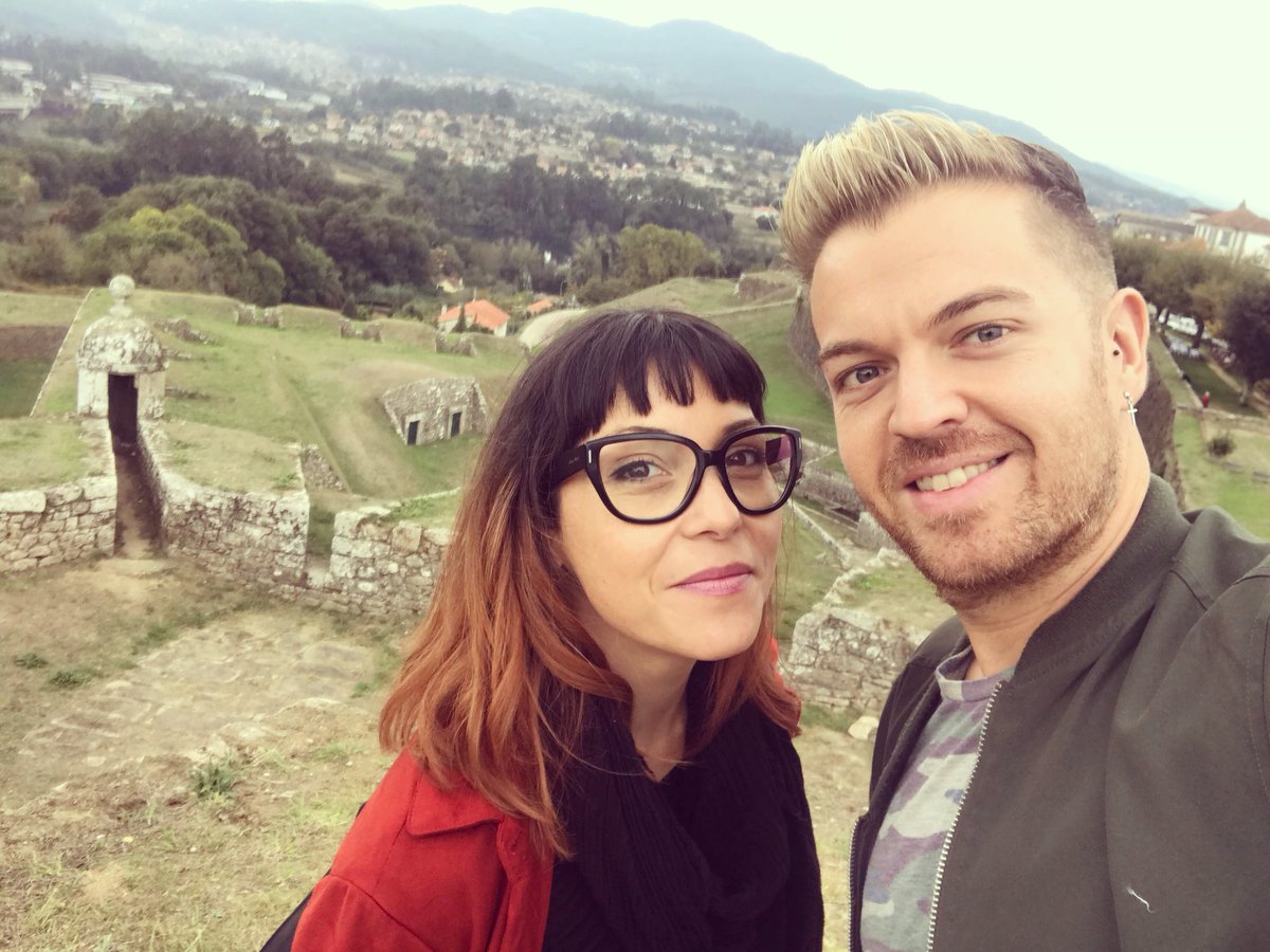 DavidPopMusic's tweet photo. Tras el bolo de anoche en #AGuarda #Galicia hoy de turismo casual con mi gente de  @zambraagency por #portugal🇵🇹 #Valencadomiño https://t.co/0pMEmfbDGO