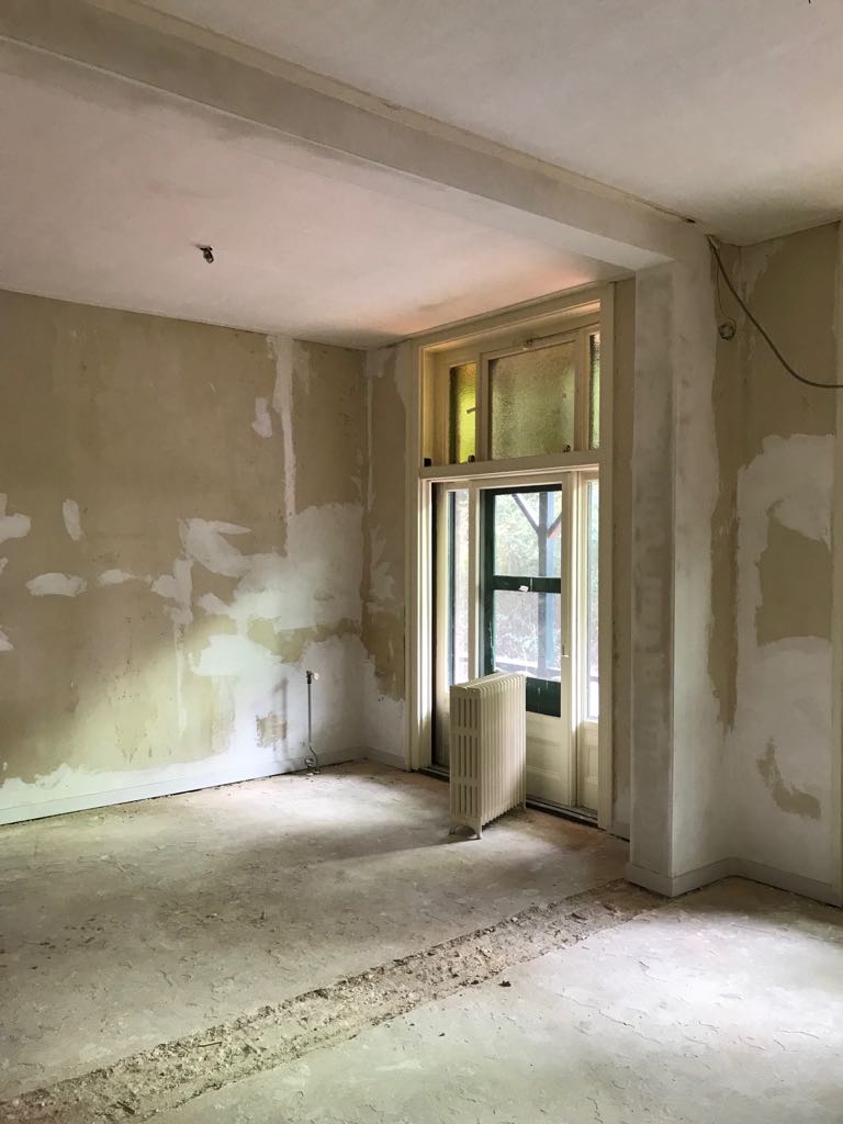 BCSneek's tweet photo. Volop productie bij renovatie Rijksmonument Wilhelminaoord Sint Nicolaasga #herbestemming. https://t.co/kihf779w2Q
