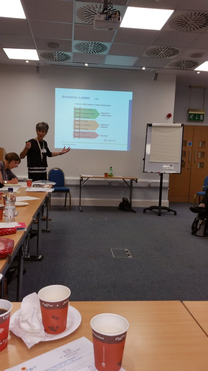 kchums's tweet photo. Promoting excellence in palliative care for those with heart failure.@hospiceuk  @StHelenaHospice https://t.co/YJM4aizGBr