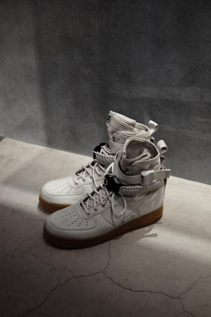 MT_HARAJUKU's tweet photo. <NIKE>W SF AIR FORCE 1
11月2日(木)から発売致します。
19,000円(+tax)
#Nike #AIRFORCE #specialfield https://t.co/VDX4cPQRz1