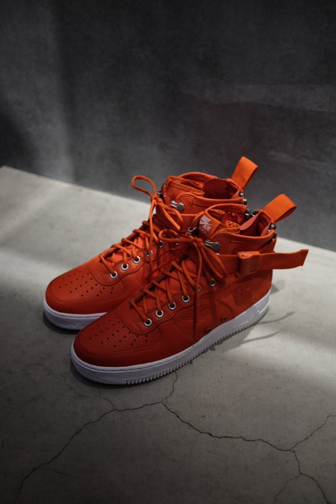 MT_HARAJUKU's tweet photo. <NIKE>SF AIR FORCE 1 MID
11月2日(木)から発売致します。
18,000円(+tax)
#Nike #AIRFORCE #specialfield https://t.co/H5FjL32ZFl