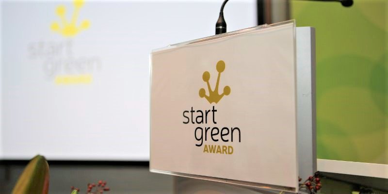 Vielen Dank für eure Stimmen- wir sind im Finale des <a href="/start_green_/">StartGreen</a>!! #solarstrassen #greentech #Cleantech