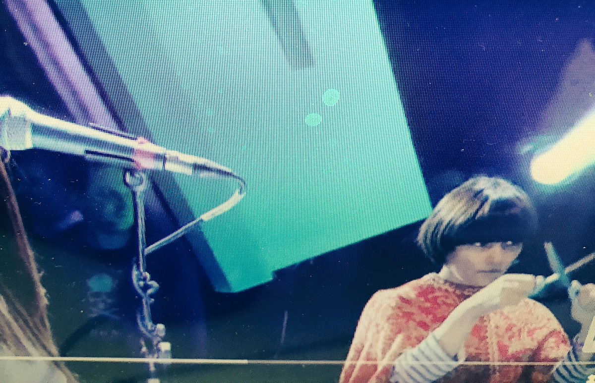 RadioX's tweet photo. Did anybody else see the lady playing scissors on stage with Noel Gallagher last night?😂 @danocdj https://t.co/d3YvddP1EF