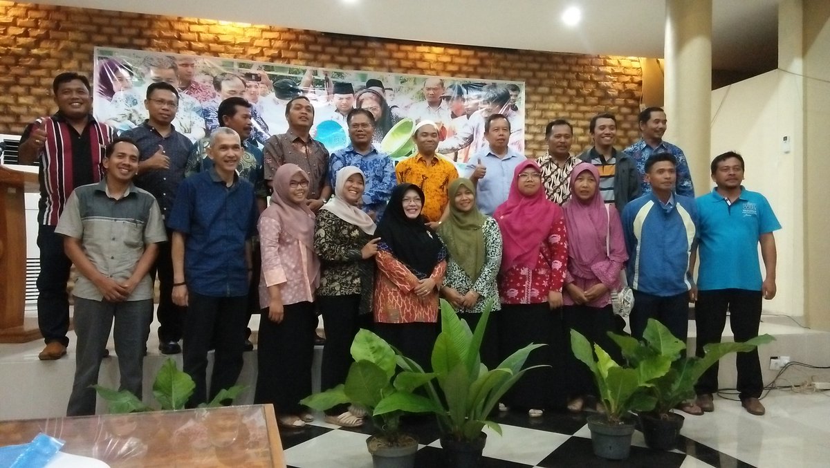 rizki_legina's tweet photo. #aksiPPB #Pembukaan Keg. Bimtek budidaya lele sistem bioflok #BBPAT Sukabumi #1-3 Nov @mzulficar @s_soebjakto @BudidayaKKP @susipudjiastuti https://t.co/Hr9eUXEgbG
