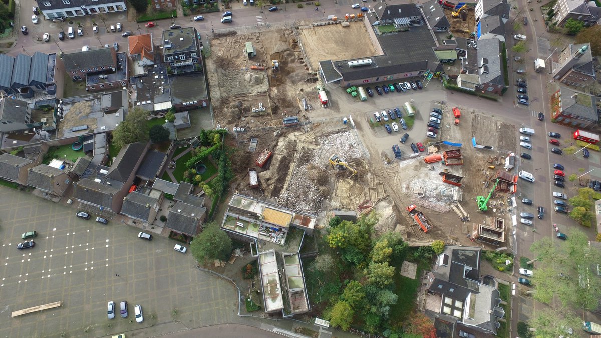 Sloop #CentrumplanSchaijk is bijna gereed. Mooie foto's van #LanderdTV De opbouw kan beginnen! #Landerd