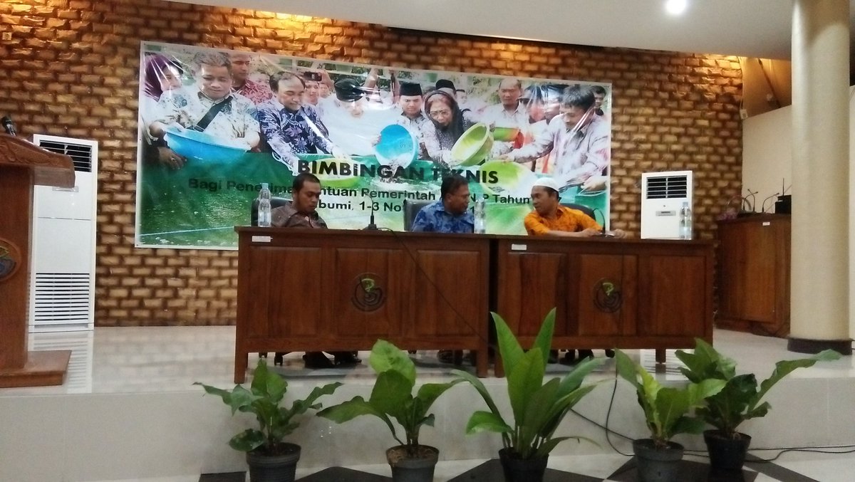 rizki_legina's tweet photo. #aksiPPB #Pembukaan Keg. Bimtek budidaya lele sistem bioflok #BBPAT Sukabumi #1-3 Nov @mzulficar @s_soebjakto @BudidayaKKP @susipudjiastuti https://t.co/Hr9eUXEgbG