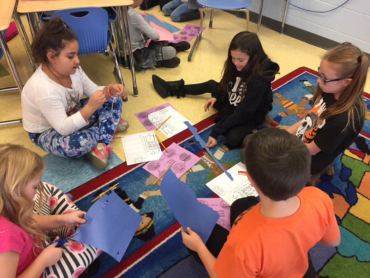kunkelteaches's tweet photo. 3rd Enrichment students showing awesome teamwork as they learn EDP! @WestClerGT @WTBobcats #wcstem https://t.co/LfRDMvRdEJ