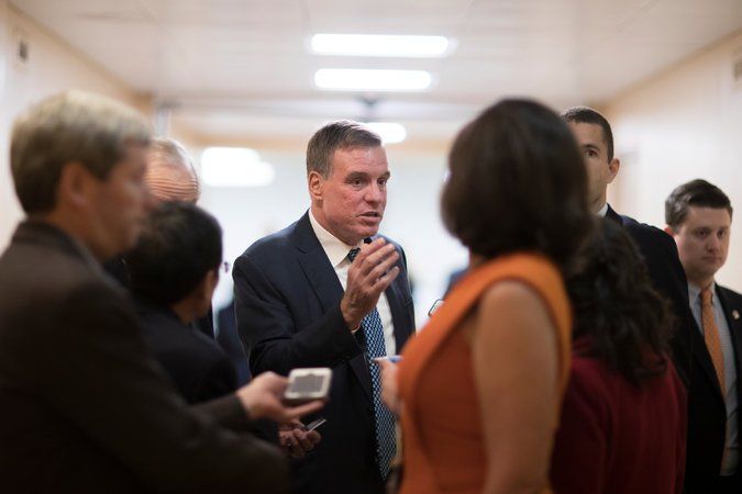 haroldlgardner's tweet image. #TechExecutives Are Contrite About #ElectionMeddling, but Make Few Promises buff.ly/2yk34kN #google #facebook #twitter